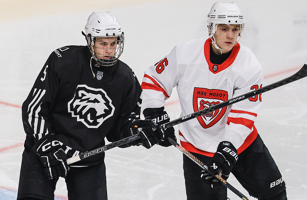 Челябинская «молодёжка» добилась волевой победы в матче против «Молота» 