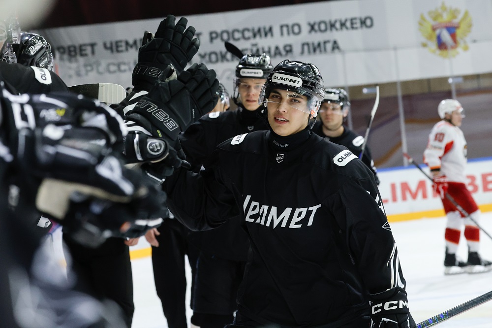 Филат Гусманов: «Приходится много толкаться» 