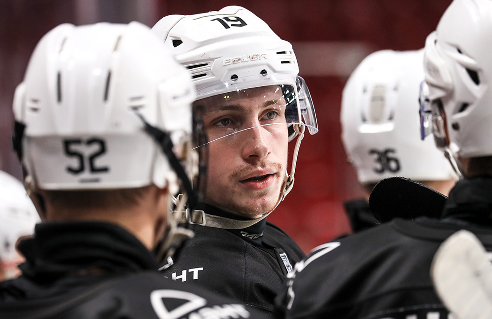 Никита Бураков: «Мы старались играть первым номером»  