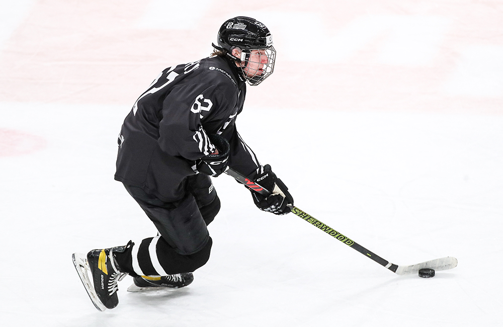 Януш Хейбатов: «Во втором отрезке пропустили нелепые контратаки»  