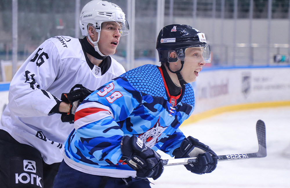 «Белые Медведи» одержали третью победу подряд  