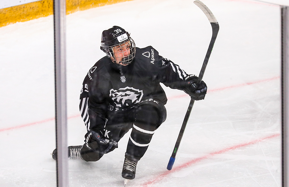 Андрей Матюшин: «Было небольшое волнение в начале матча, но заброшенная шайба придала мне уверенности» 