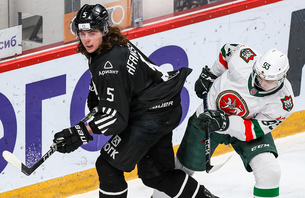 «Белые Медведи» уступили «Ирбису»  