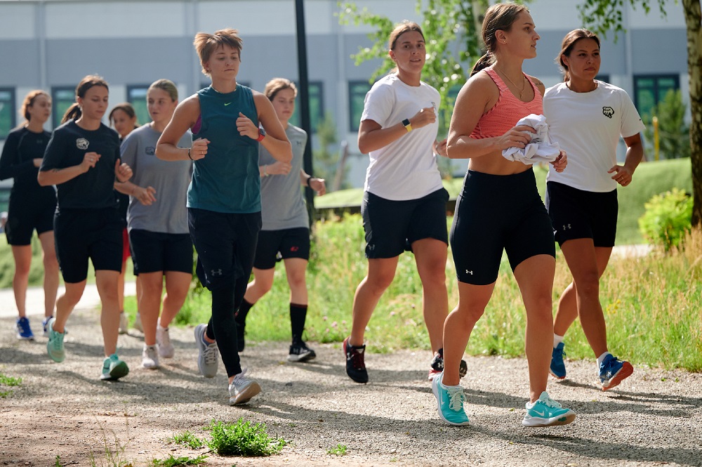ЖХЛ. Первая тренировка «Белых Медведиц»  