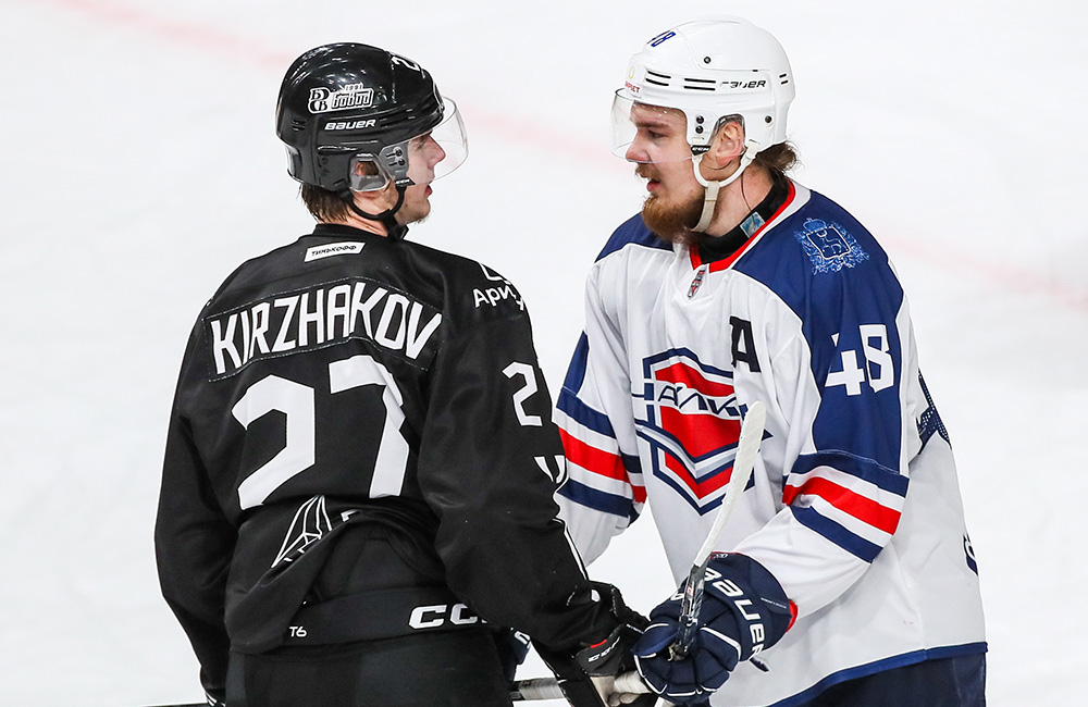 «Белые Медведи» уступили «Чайке»  