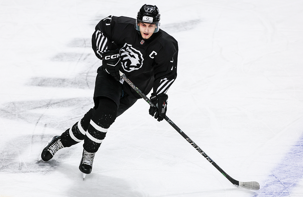 Артур Гатауллин: «Сумели перестроиться и не дали сопернику переломить ход матча» 