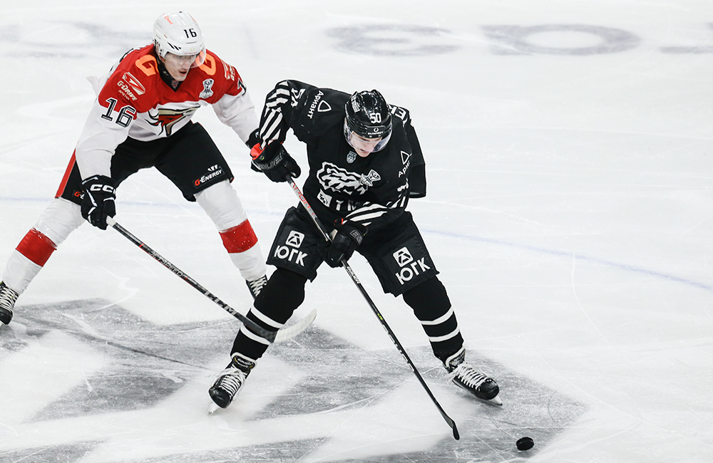 Кубок Харламова 2024. «Белые Медведи» крупно уступили «Омским Ястребам» во втором матче 