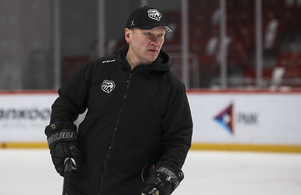 Константин Панов: «Мы настраиваем ребят только на победу в любом матче и с любым соперником»  