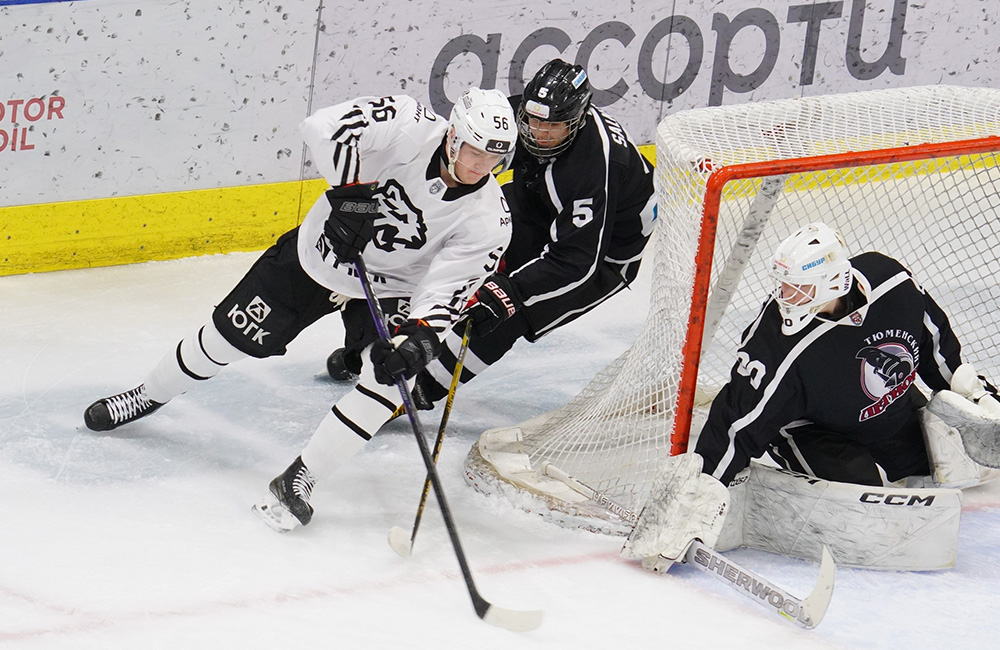 «Белые Медведи» одержали волевую победу в Тюмени 