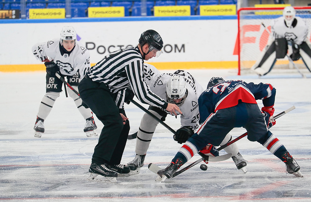 Челябинская «молодёжка» одолела «Реактор»  