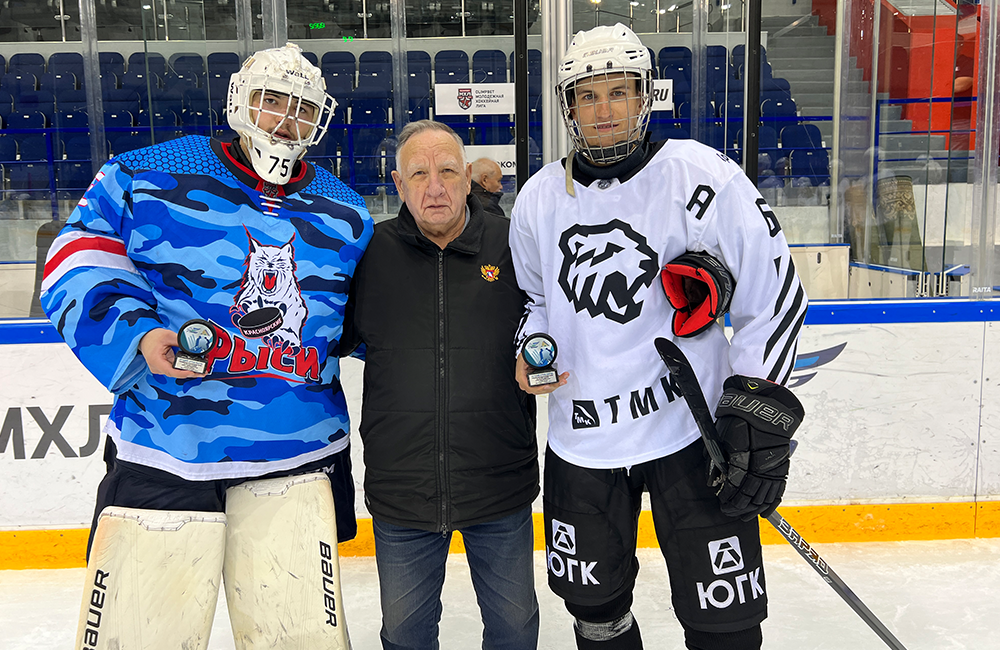 «Белые Медведи» одержали победу в первом матче турнира, отыгравшись с 1:4 