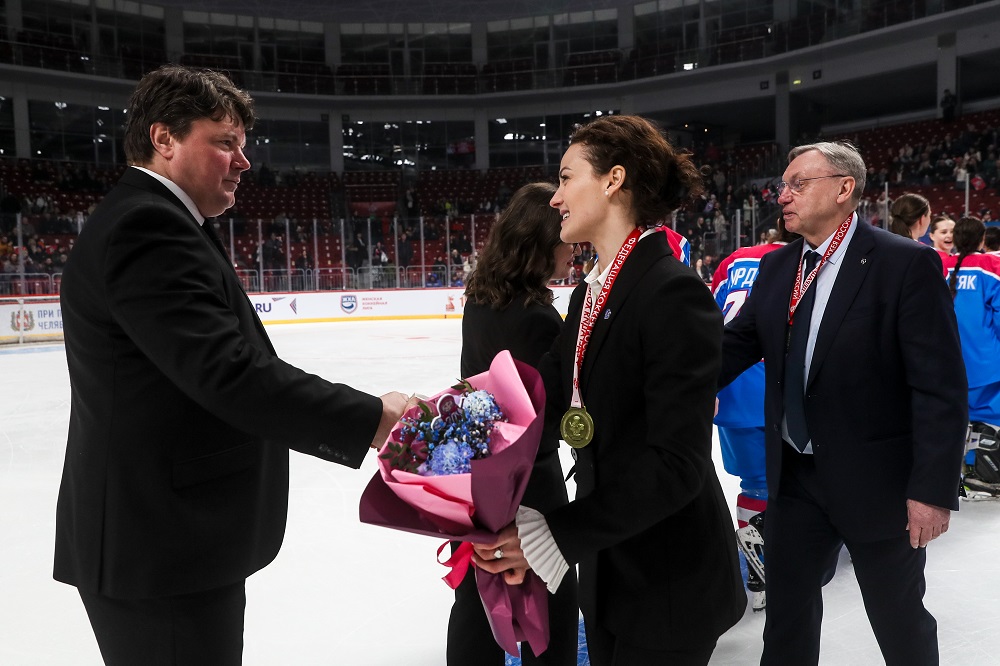 Денис Афиногенов: «Очень серьёзная поддержка со стороны болельщиков» 