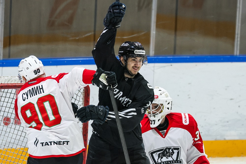 «Одно удовольствие играть против таких команд, ещё и побеждать вдвойне приятно» | Захар Миць – о первом голе за «Челмет» и победе над «Нефтяником» (4:3) 