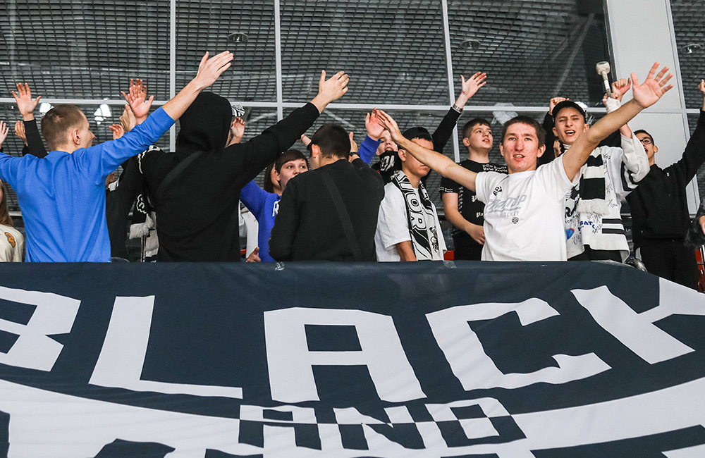 Поддержи «молодёжку» в Санкт-Петербурге  