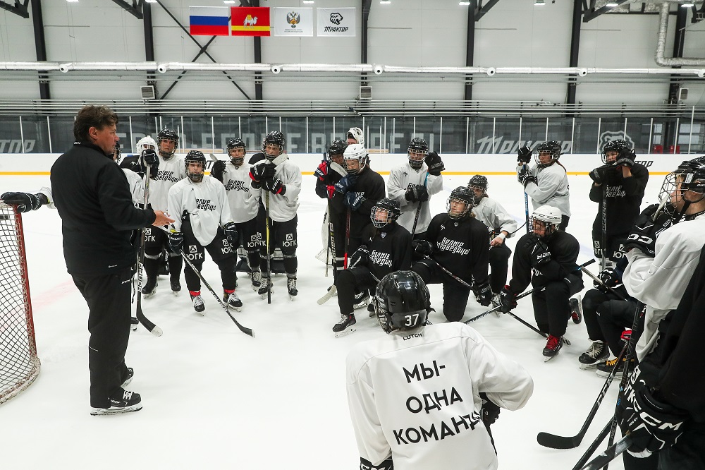 ЖХЛ. Структура сезона 2023/2024: в 1,5 раза больше матчей в регулярном чемпионате; финал – до четырёх побед 