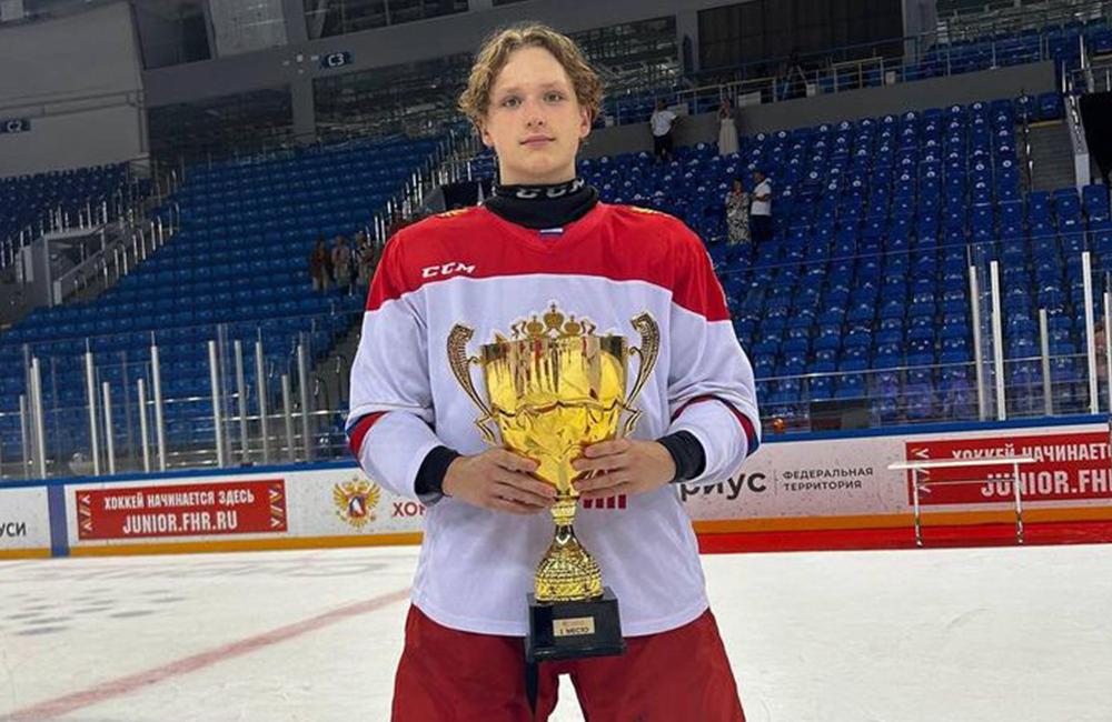 Артем Кулябин — обладатель Кубка Сириуса в составе юниорской сборной России 