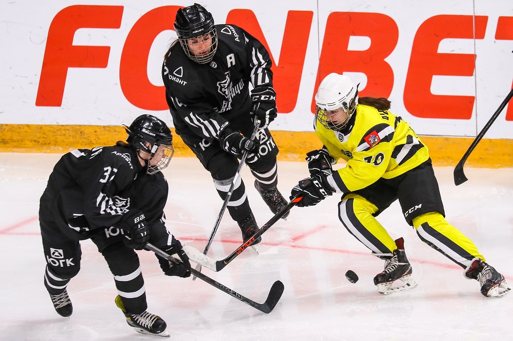 ЖХЛ. «Белые Медведицы» vs «Торнадо» – 1:4 