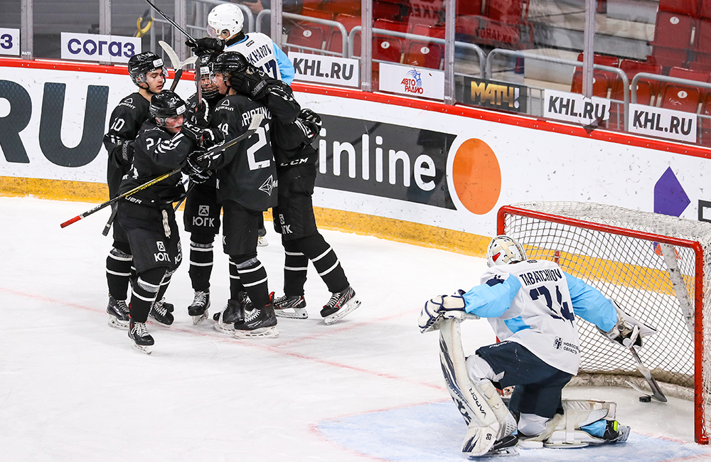 22/23. «Белые Медведи» обыграли «Сибирских Снайперов»  