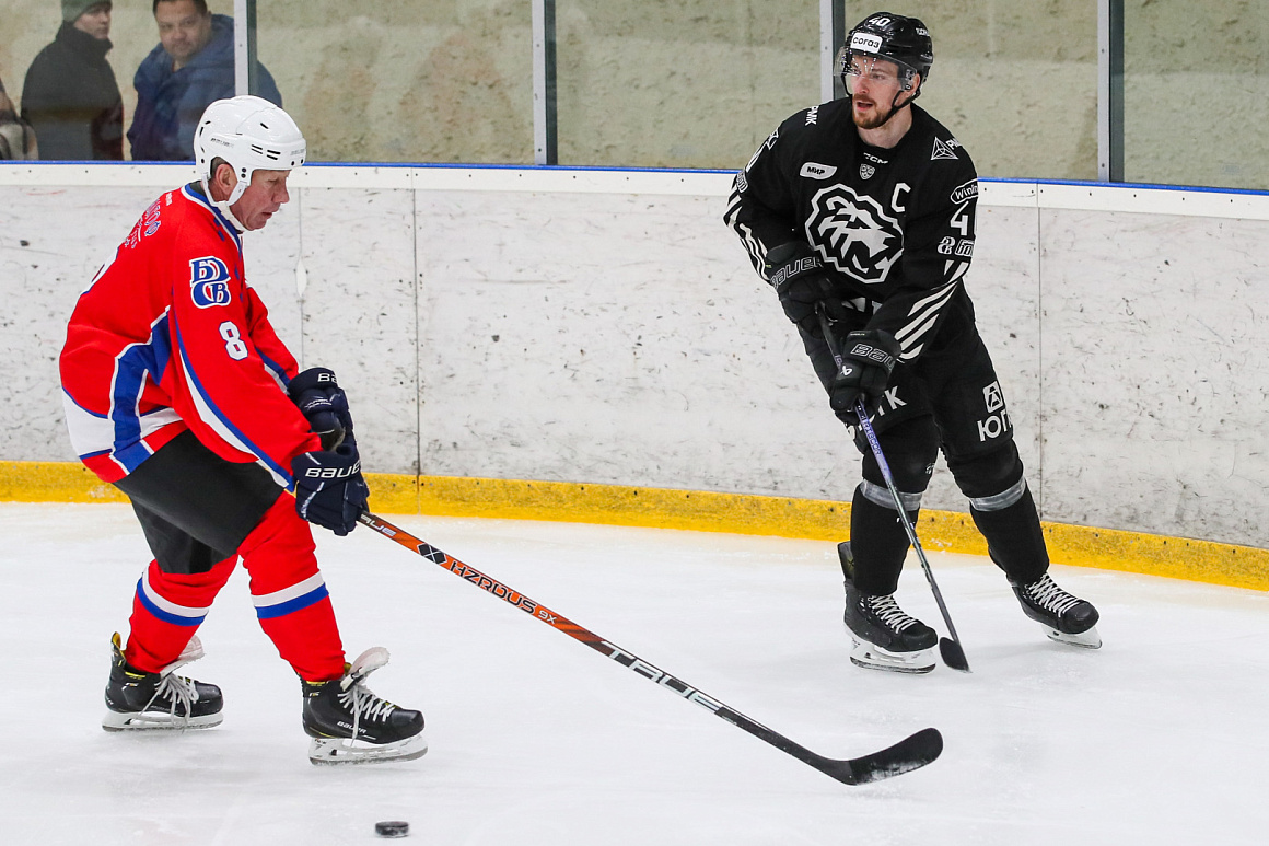 Трактор x Золотая шайба 