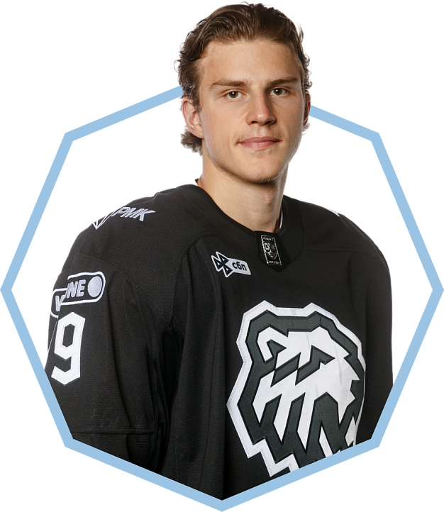 Андрей Никонов