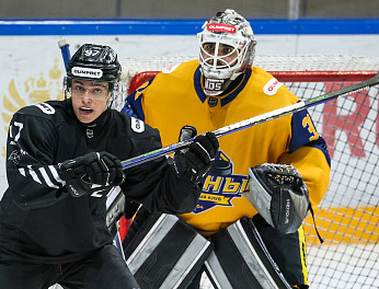 «Хороший матч, много голов забили» | Андрей Матюшин – о победе над «Челнами» (6:2) и признании лучшим новичком недели ВХЛ 