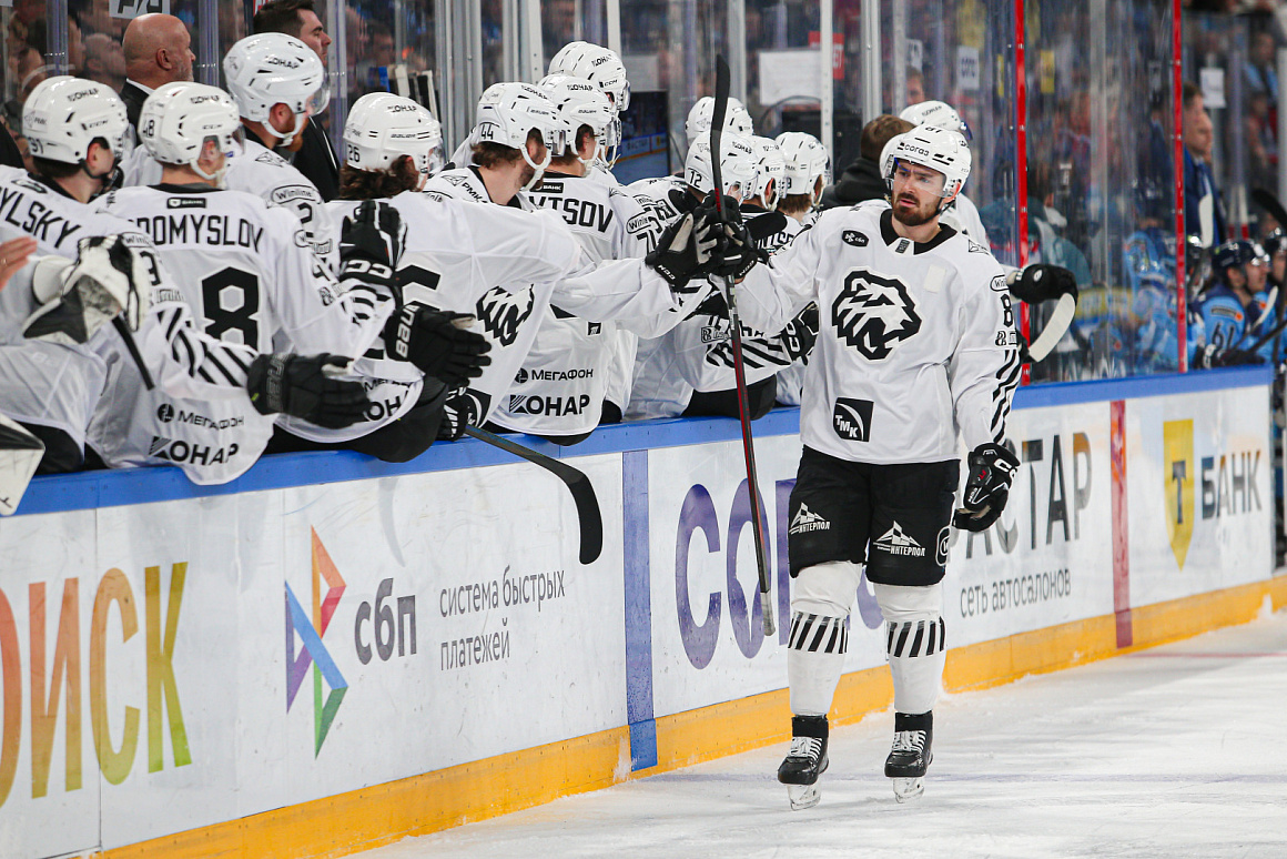 «Даже не знал, что набираю очки третий матч подряд, пока вы мне не сказали» | Артем Блажиевский 