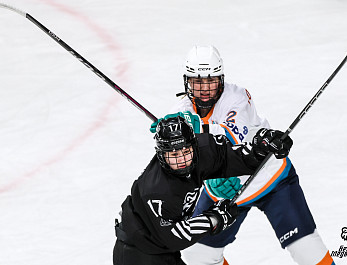 25/26. «Белые Медведицы» vs ЖХК «Сахалин» #1 (2:5)