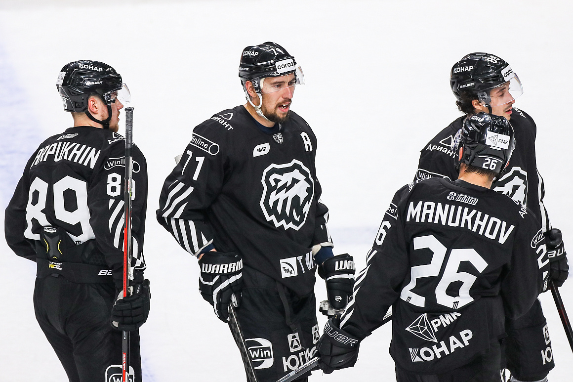 Иван Савин: Настроение в команде рабочее, все ребята хотят скорее победить 