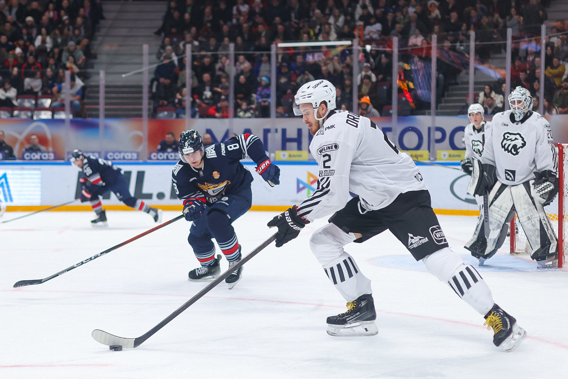 «Не скажу, что после первого периода хозяева перехватили инициативу. Мы хорошо играли» I Григорий Дронов 