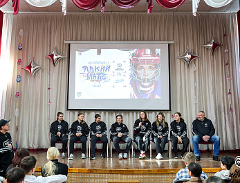 «Белые Медведицы» провели «Урок хоккея с ЖХЛ»