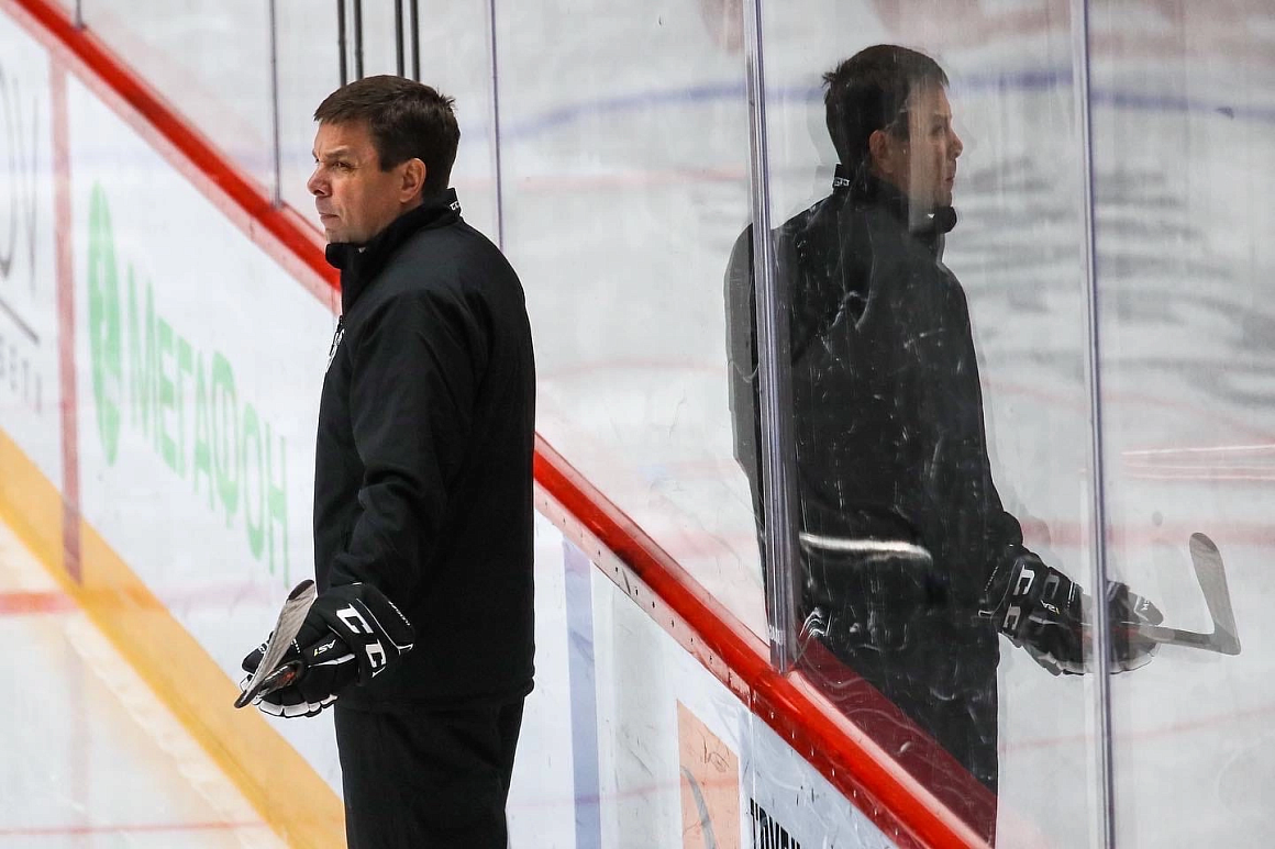 «Счастлив оказаться в Челябинске» I Виталий Ячменев о возвращении в «Трактор» 