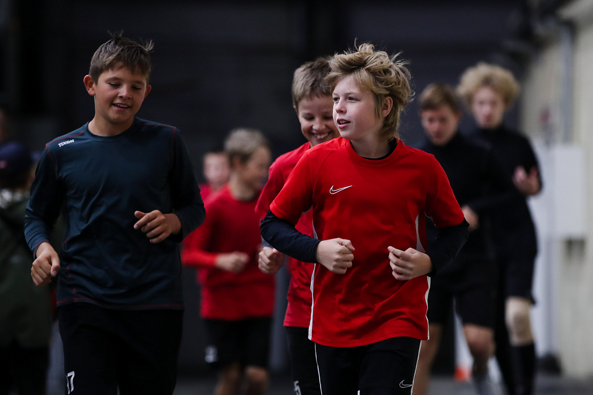 Школа «Трактор»: объявляется набор мальчиков в группу ОФП 2015-2016 годов рождения 