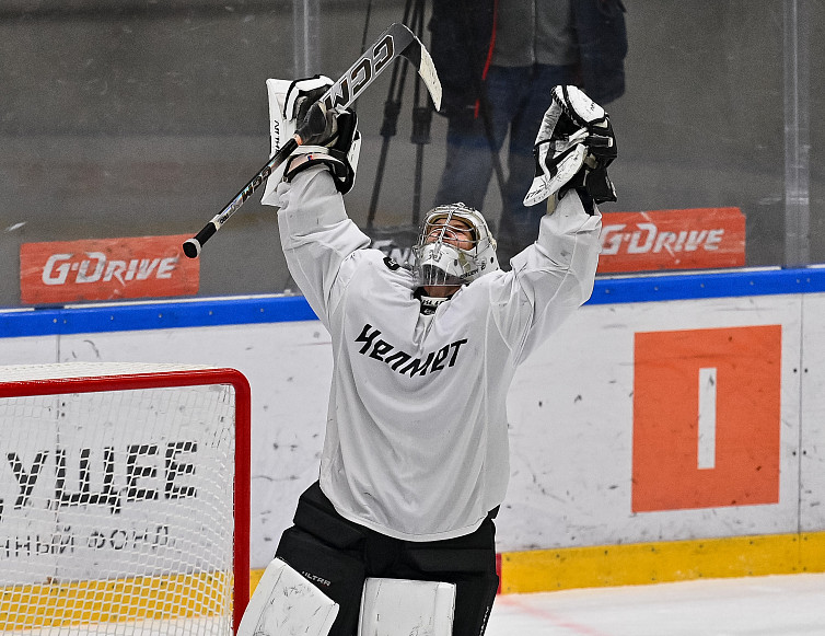 25/26. «Омские Крылья» vs «Челмет» (4:5 Б)