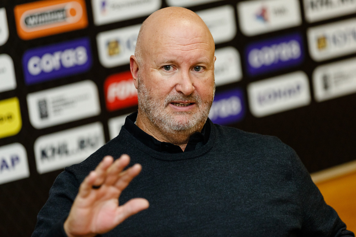 «Горжусь тем, что тренирую такую хорошую команду в настолько хоккейном городе» | Бенуа Гру 