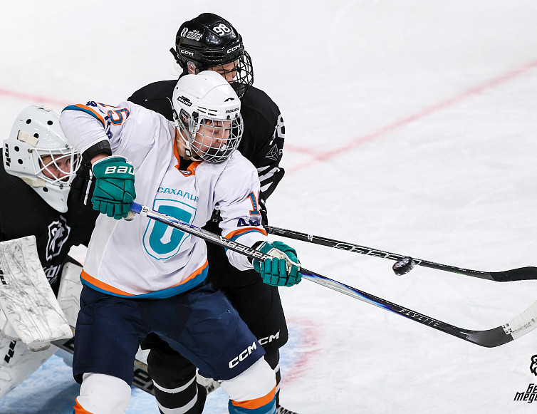 25/26. «Белые Медведицы» vs ЖХК «Сахалин» #2 (1:3)