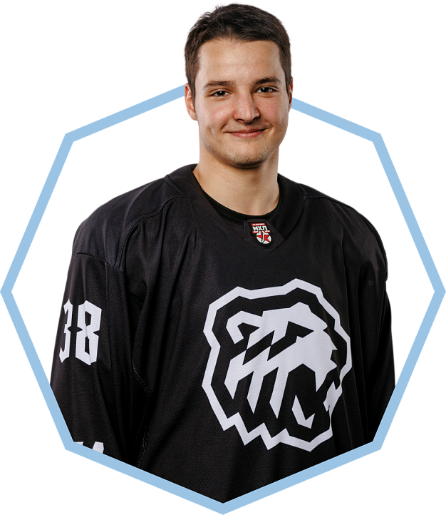 Кирилл Каряев 