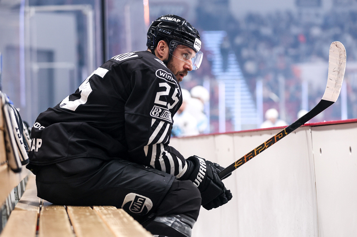 «Мы вместе много преодолеваем, и каждый готов вступиться друг за друга» | Владимир Жарков 