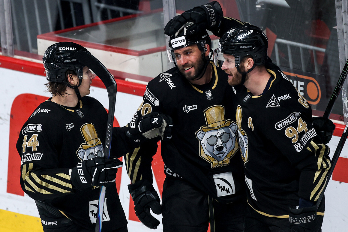 25/26. «Трактор» vs «Амур» — 4:2 