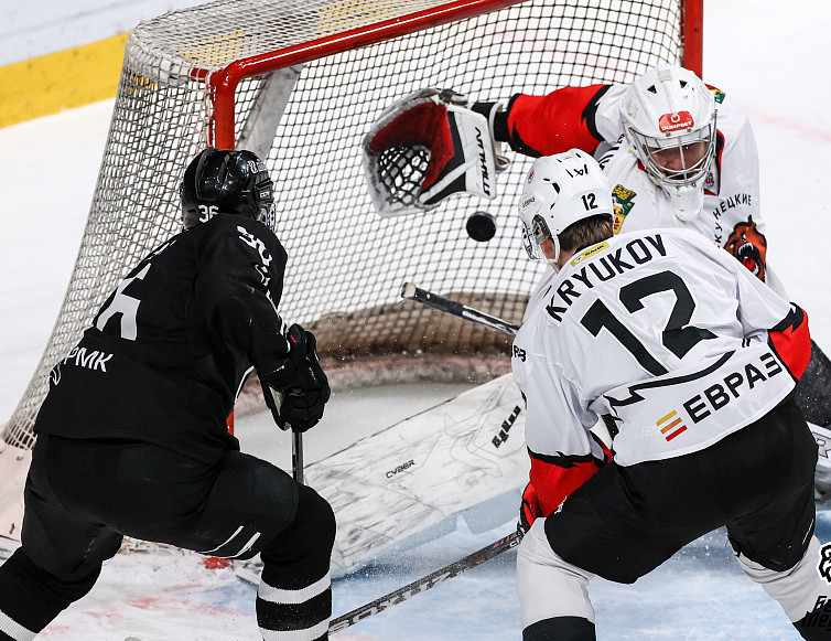 МХЛ 25/26. «Белые Медведи» vs «Кузнецкие Медведи» (7:4)