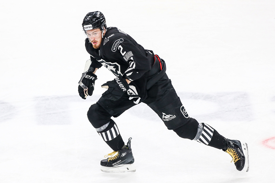 «Мы забросили важную шайбу в большинстве и не дали шанса отыграться» | Григорий Дронов 