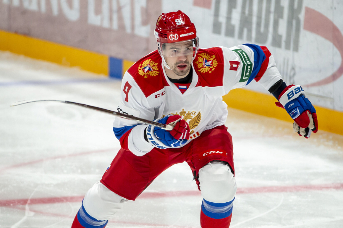 «Все в курсе, как люди относятся к хоккею в Челябинске, здесь каждый человек знает эту игру» | Интервью Виктора Антипина 
