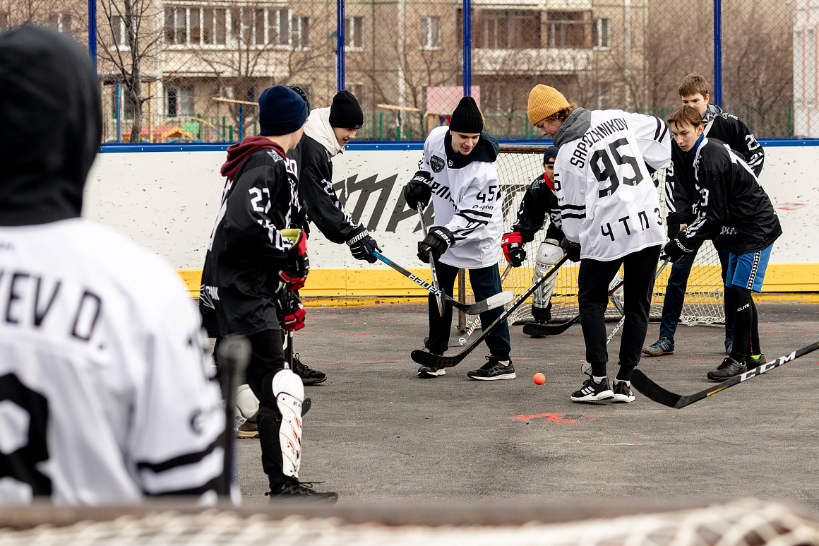 Хоккеисты системы «Трактор» провели матч с детской командой «Трактор-РМК» 