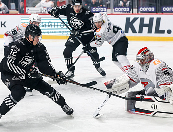 Александр Рыков — в топ-10 голов сентября 