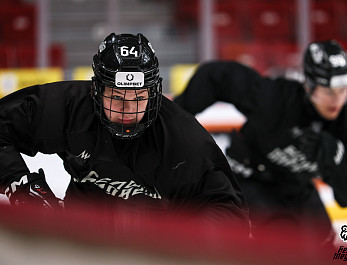 Подготовка «Белых Медведей» к третьему матчу серии 1/8 финала Кубка Харламова