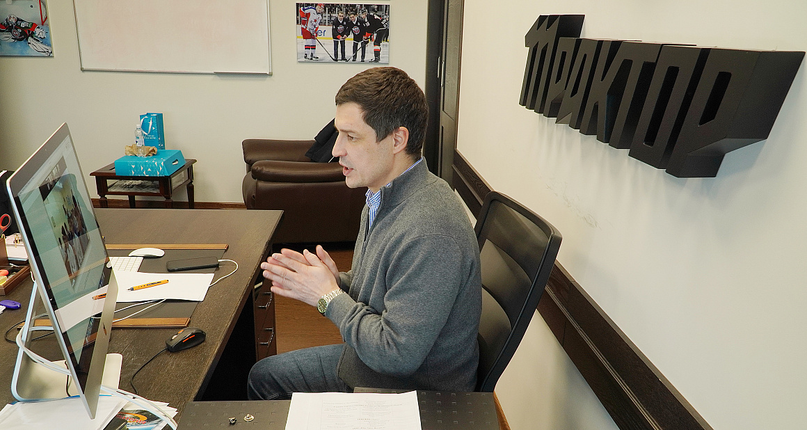 Иван Савин пообщался со школьниками Златоуста 