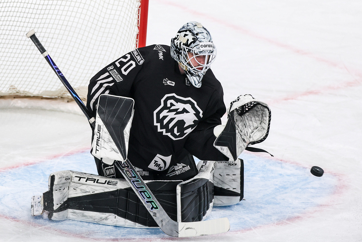 «Чувствую уверенность. Впервые в сезоне сыграл два матча подряд, так что все прекрасно» | Сергей Мыльников 