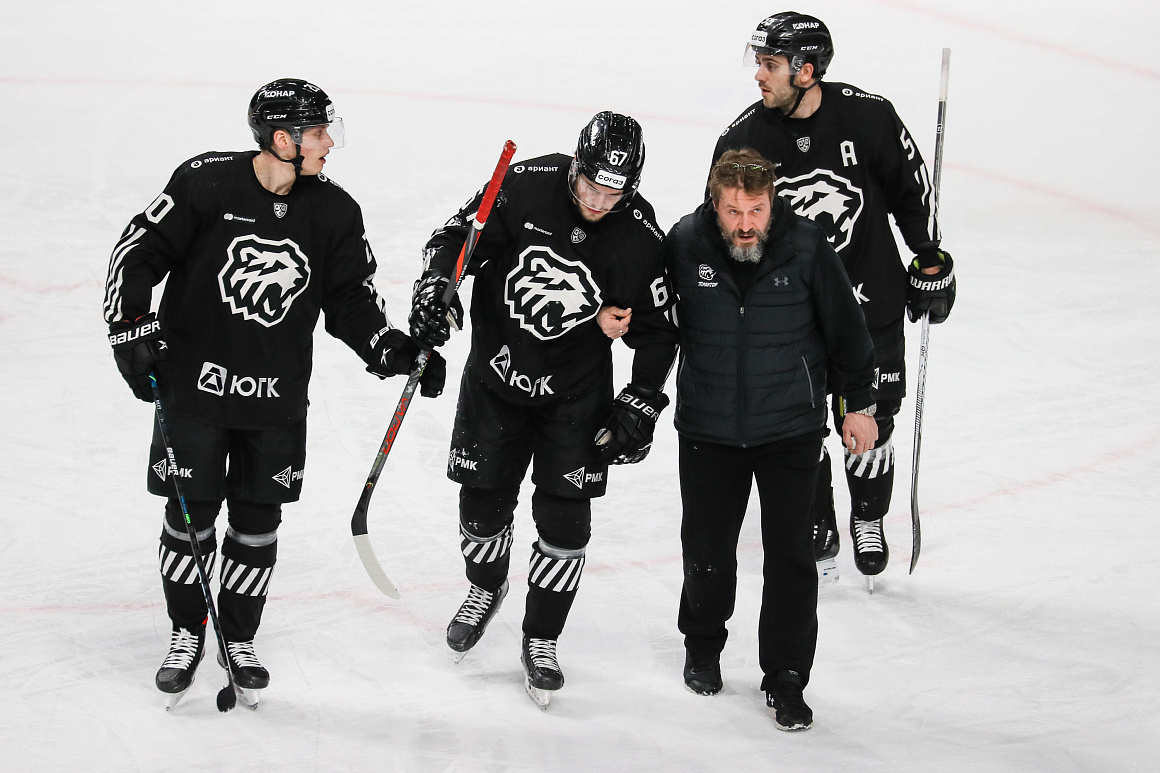 Понтус Оберг и Виталий Кравцов пропустят матч с «Нефтехимиком» 