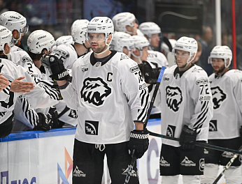 «Мы стараемся ребятам помогать, но всё равно новичкам пока непросто. Кто-то быстрее адаптируется, кто-то медленнее» I Александр Кадейкин 