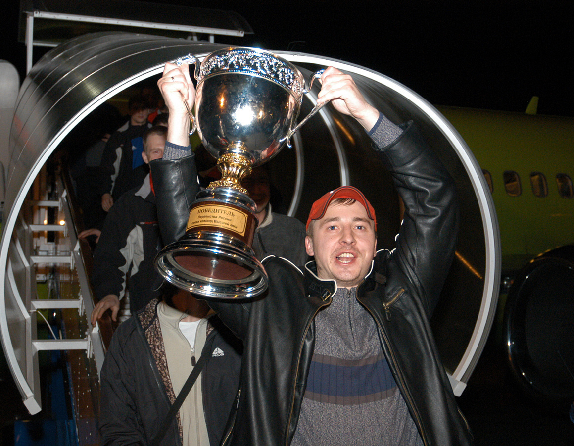 17 лет назад «Трактор» стал чемпионом Высшей лиги 